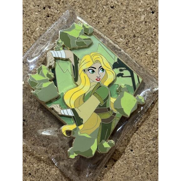 Avatar The Last Airbender Toph/Rapunzel Earthbender Fantasy Pin Limited Edition - Picture 1 of 2